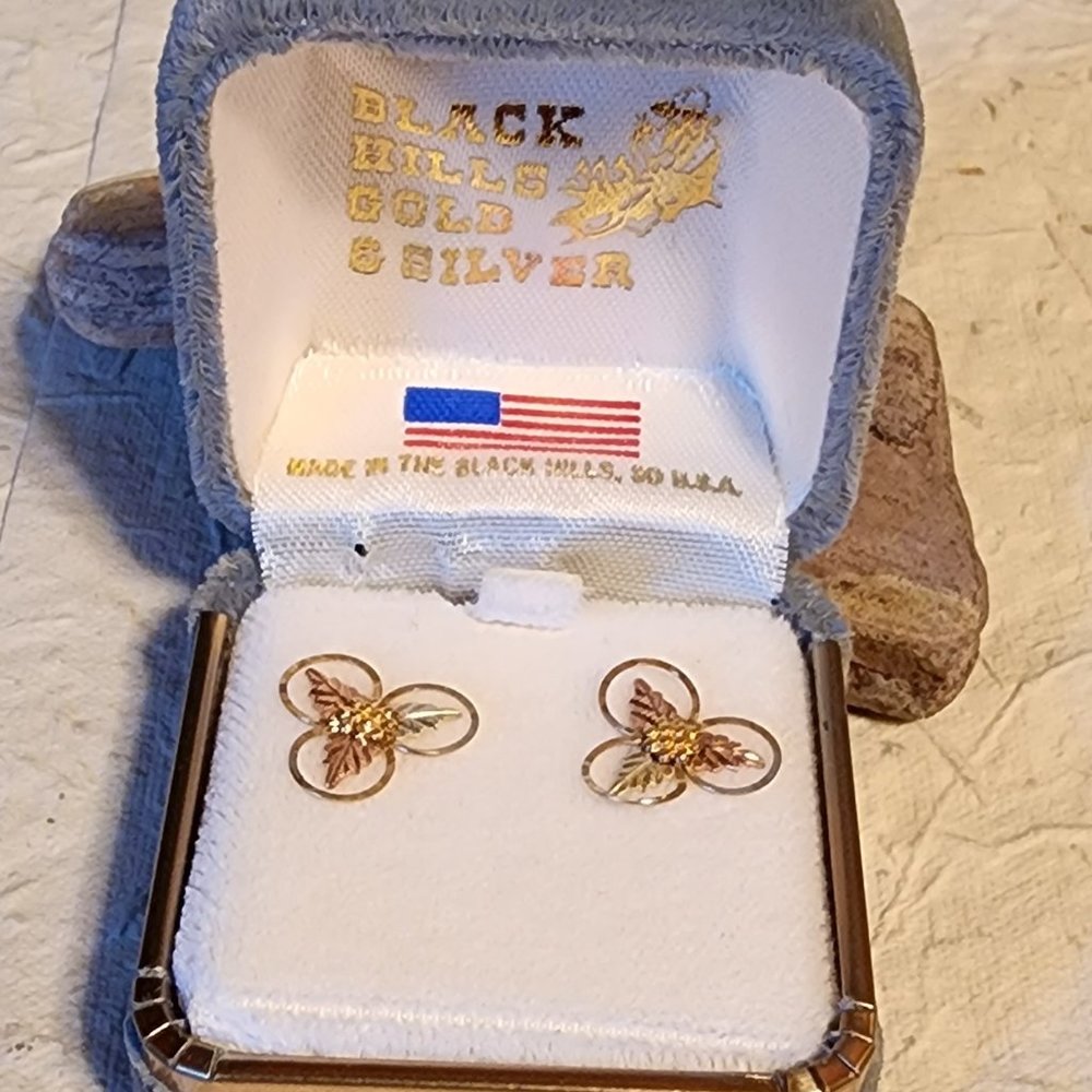 Coleman Black Hills Gold Earrings